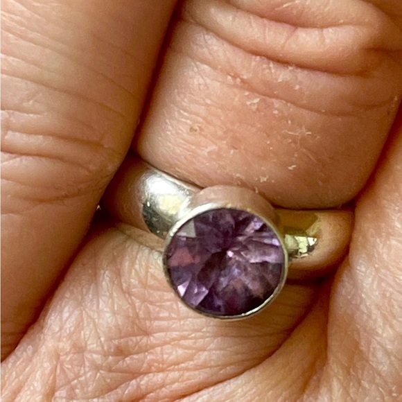 2ct AMETHYST set in Sterling Ring. Winner! MOST UNIQUE STONE & SETTING! MUST SEE - Picture 16 of 16